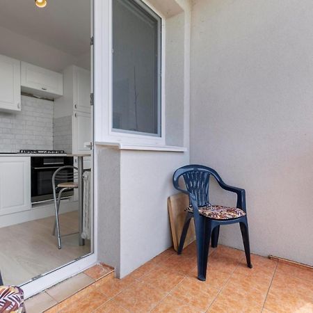 Apartment 20 Minutes From City Center W Netflix, Coffee Or Tea & Parking บราติสลาวา ภายนอก รูปภาพ