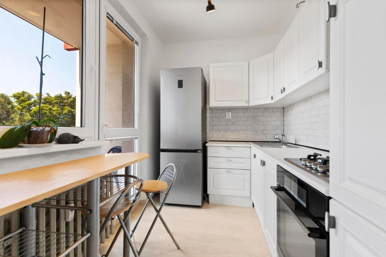 Apartment 20 Minutes From City Center W Netflix, Coffee Or Tea & Parking บราติสลาวา ภายนอก รูปภาพ
